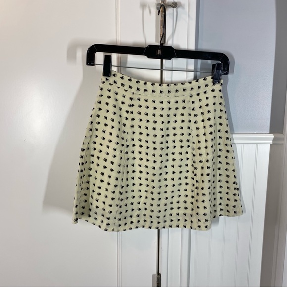 For Love and Lemons Sweetheart Mini Heart Skirt size xs Cream‎ Black Novelty - Picture 8 of 10